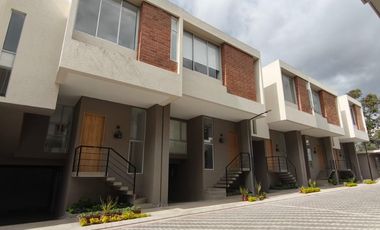 VENDO CASA A ESTRENAR EN CARCELÉN 