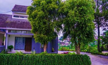 Rumah minimalis di Taman Kayu Manis Village Cimahi Padaasih View Gunung