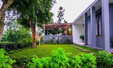 Rumah minimalis di Taman Kayu Manis Village Cimahi Padaasih View Gunung