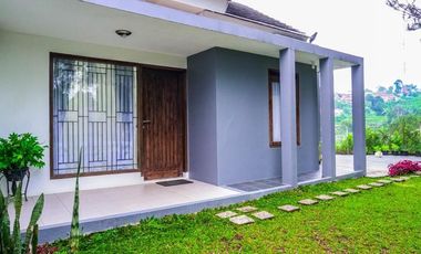 Rumah minimalis di Taman Kayu Manis Village Cimahi Padaasih View Gunung