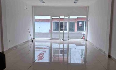 Dijual murah ruko 2 lt siap huni sudah di renov di dekat pintu tol Sawangan