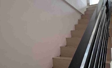 Dijual murah ruko 2 lt siap huni sudah di renov di dekat pintu tol Sawangan