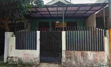 Rumah hitung tanah pinggir jalan dan bebas banjir di daerah Tomang Asli Jakarta Barat