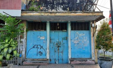 Disewakan rumah tua strategis di Kota Cirebon