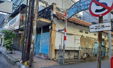 Disewakan rumah tua strategis di Kota Cirebon