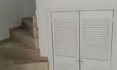 VENTA DE VILLA PLUS EN HACIENDA EL TINTERO, JURIQUILLA, QUERETARO