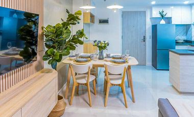 Sophisticated Condo with Cozy Living Room in Mandani Bay