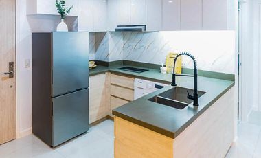 Sophisticated Condo with Cozy Living Room in Mandani Bay