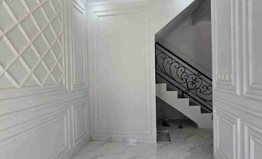 Dijual Rumah 2 Lantai 800 an Juta Di Ciganjur Jagakarsa