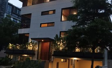 5-Bedroom House for Rent in Fort BGC, Taguig City