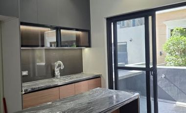 5-Bedroom House for Rent in Fort BGC, Taguig City