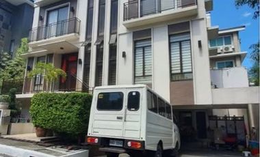 5-Bedroom House for Rent in Fort BGC, Taguig City