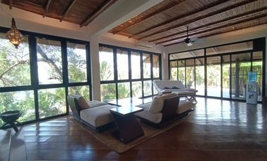 For Sale: Prime Beachfront Hotel in Station 1 Boracay, P120M