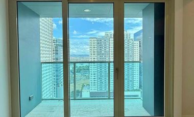 Brand-New & Luxurious 2-Bedroom Unfurnished Unit with Balcony and Parking | Grand Hyatt Residences, BGC