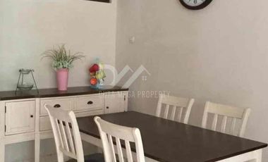 Rumah luas dan cantik dijual di Bintaro Sektor 7