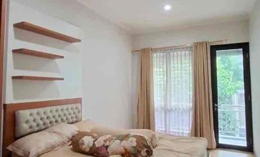 Rumah luas dan cantik dijual di Bintaro Sektor 7