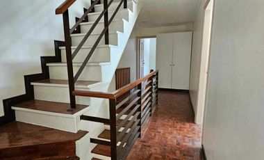 Newly Renovated 5BR Townhouse with 2-Car Garage FOR LEASE in White Plains, QC