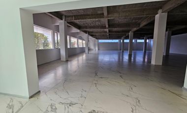 OFICINAS EN RENTA EN  PRIMER PISO SOBRE AV. LEONA VICARIO, METEPEC