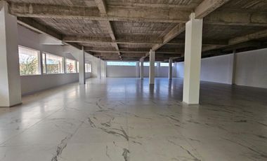 OFICINAS EN RENTA EN  PRIMER PISO SOBRE AV. LEONA VICARIO, METEPEC
