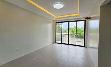 Modern Home with Pool & Roof Deck in Cebu Royal Estates, Consolacion