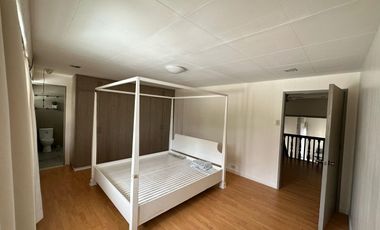 White Plains 4br house and lot unfurnished for sale
