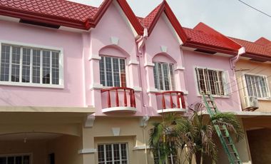 3 Bedroom Town House near the Beach