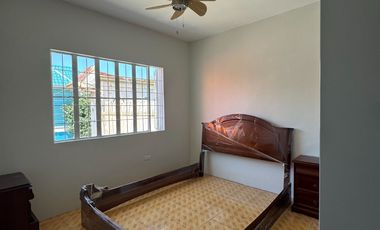 3 Bedroom Town House near the Beach