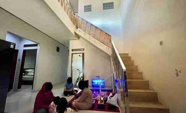 Dikontrakan Rumah 2 Lantai, Strategis di Bogor Kota