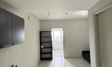 FOR RENT 1BR BARE UNIT AT VISTA SHAW