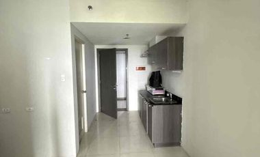 FOR RENT 1BR BARE UNIT AT VISTA SHAW