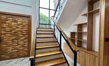 4 Bedroom 𝐁𝐫𝐚𝐧𝐝 𝐍𝐞𝐰 𝐌𝐨𝐝𝐞𝐫𝐧 𝐂𝐨𝐫𝐧𝐞𝐫 𝐋𝐨𝐭 𝐇𝐨𝐮𝐬𝐞 𝐰𝐢𝐭𝐡 𝐒𝐰𝐢𝐦𝐦𝐢𝐧𝐠 𝐏𝐨𝐨𝐥 𝐧𝐞𝐚𝐫 𝐂𝐥𝐚𝐫𝐤, 𝐏𝐚𝐦𝐩𝐚𝐧𝐠𝐚