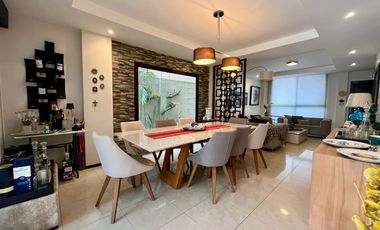VENDO MARAVILLOSA CASA!!