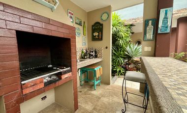 VENDO MARAVILLOSA CASA!!