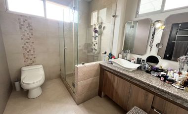 VENDO MARAVILLOSA CASA!!