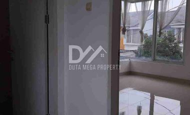 Dijual rumah 2 lantai di Serpong park, Tangerang selatan