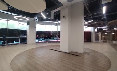 Oficina en arriendo en Alto Prado.