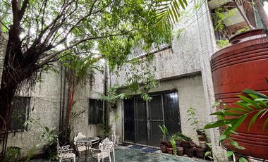 RUSH SALE WHITE PLAINS VILLAGE 6 BEDROOMS OLD HOUSE AND LOT QUEZON CITY