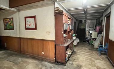 RUSH SALE WHITE PLAINS VILLAGE 6 BEDROOMS OLD HOUSE AND LOT QUEZON CITY