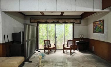 RUSH SALE WHITE PLAINS VILLAGE 6 BEDROOMS OLD HOUSE AND LOT QUEZON CITY