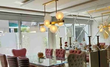 LINDA CASA DE VENTA REMODELADA EN PLAZA REAL