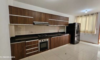 VENDO CASA EN LA MEJOR ZONA DE PIURA, COCOS DEL CHIPE