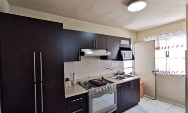 Valle del Contry Amplia residencia de 4 recámaras