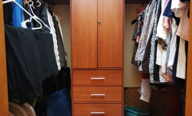 Valle del Contry Amplia residencia de 4 recámaras