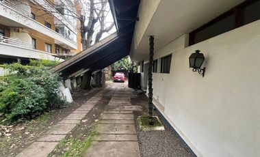 Arrendamos Amplia Casa Ideal Para Institucion O Empresa Gran Estacionamiento Sector Av. Alemania Temuco