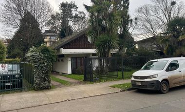 Arrendamos Amplia Casa Ideal Para Institucion O Empresa Gran Estacionamiento Sector Av. Alemania Temuco
