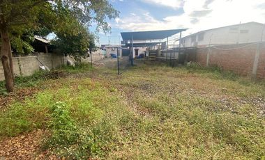 Casa con terreno amplio zona norte de Manta jp