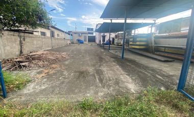 Casa con terreno amplio zona norte de Manta jp