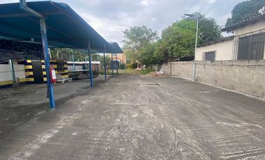 Casa con terreno amplio zona norte de Manta jp