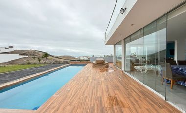 Vendo Casa de Playa en Estreno en Playa Honda