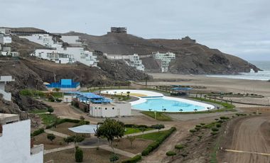 Vendo Casa de Playa en Estreno en Playa Honda
